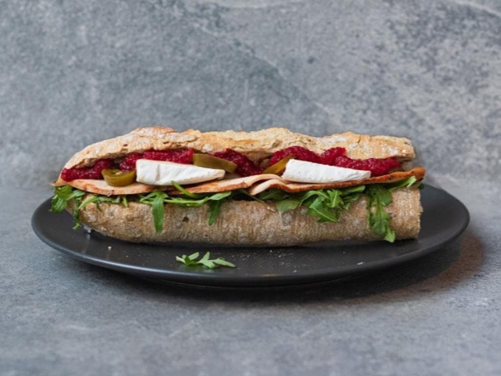 Bagietka firmowa Indyk i jalapeno Wieloziarnista