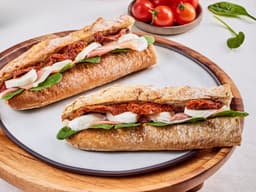 Bagietka firmowa Szynka parmeńska mozzarella Wieloziarnista