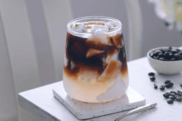Cold brew tonic bergamotka
