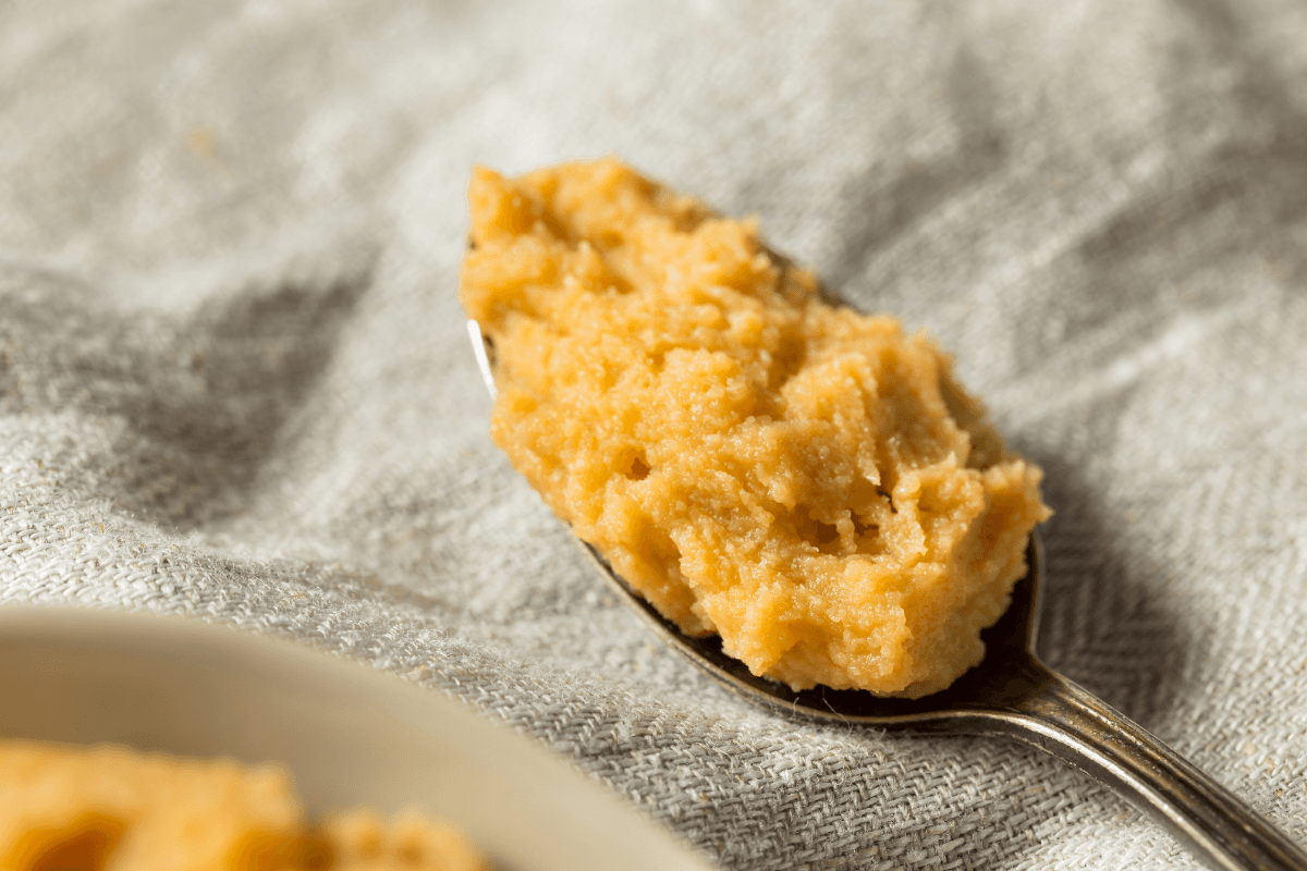 Łyżeczka pasty miso jasnej