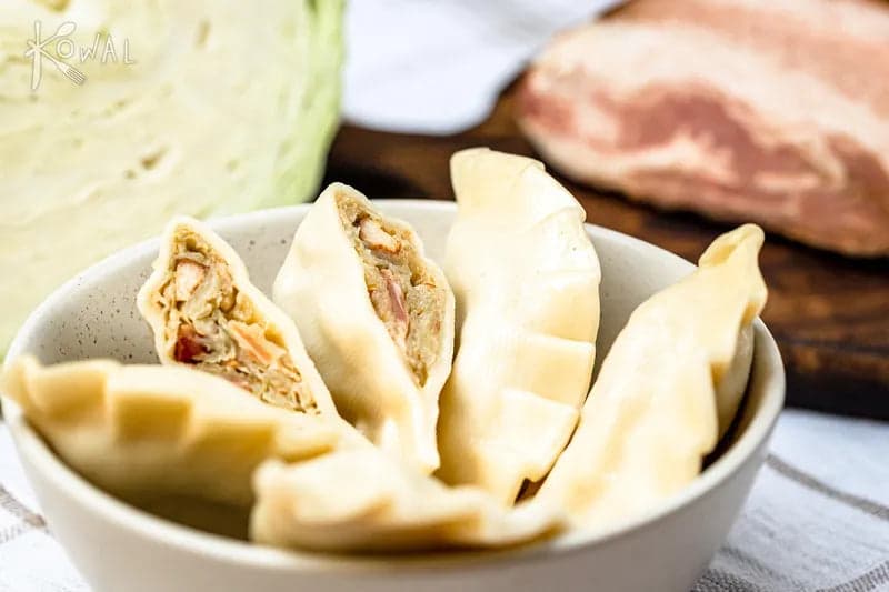 pierogi z kapustą i boczkiem