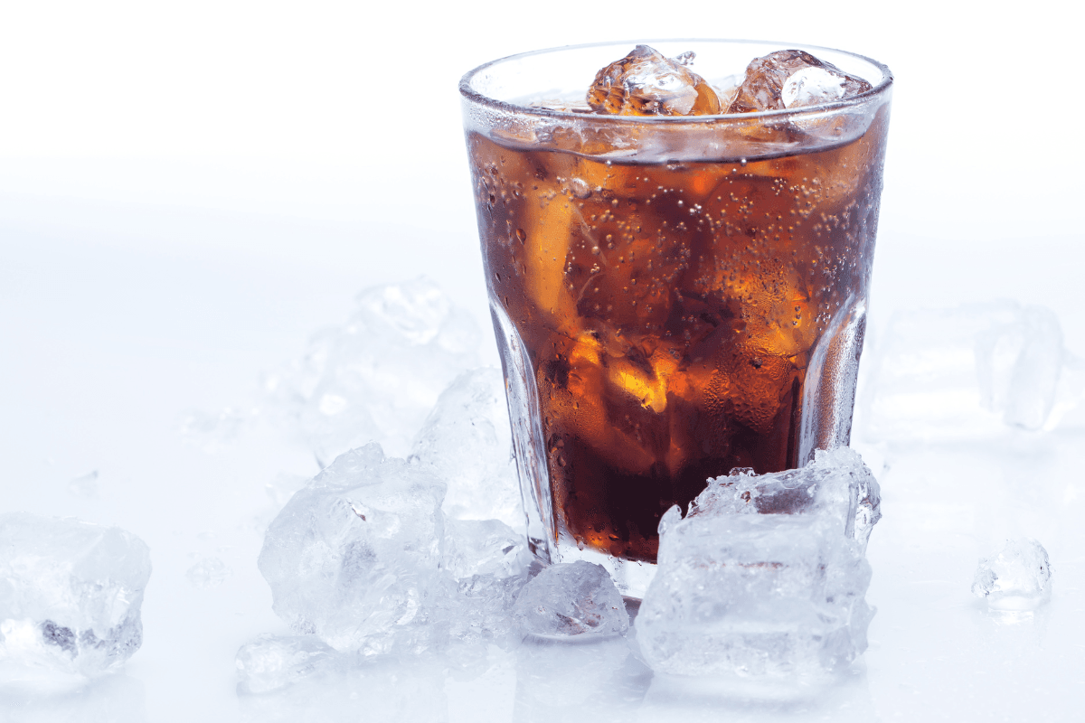 Szklanka cherry coke