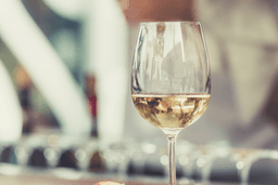 wino białe, półwytrawne